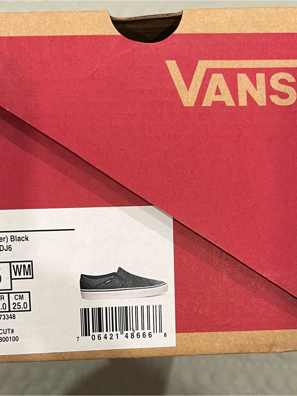 Vans - Asher - perf. Leather black Classic Slip-On Perforated Black/White Loafer - Picture 5 of 5